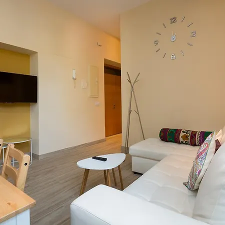 Sebrilla Apartamento Torneo * Seville